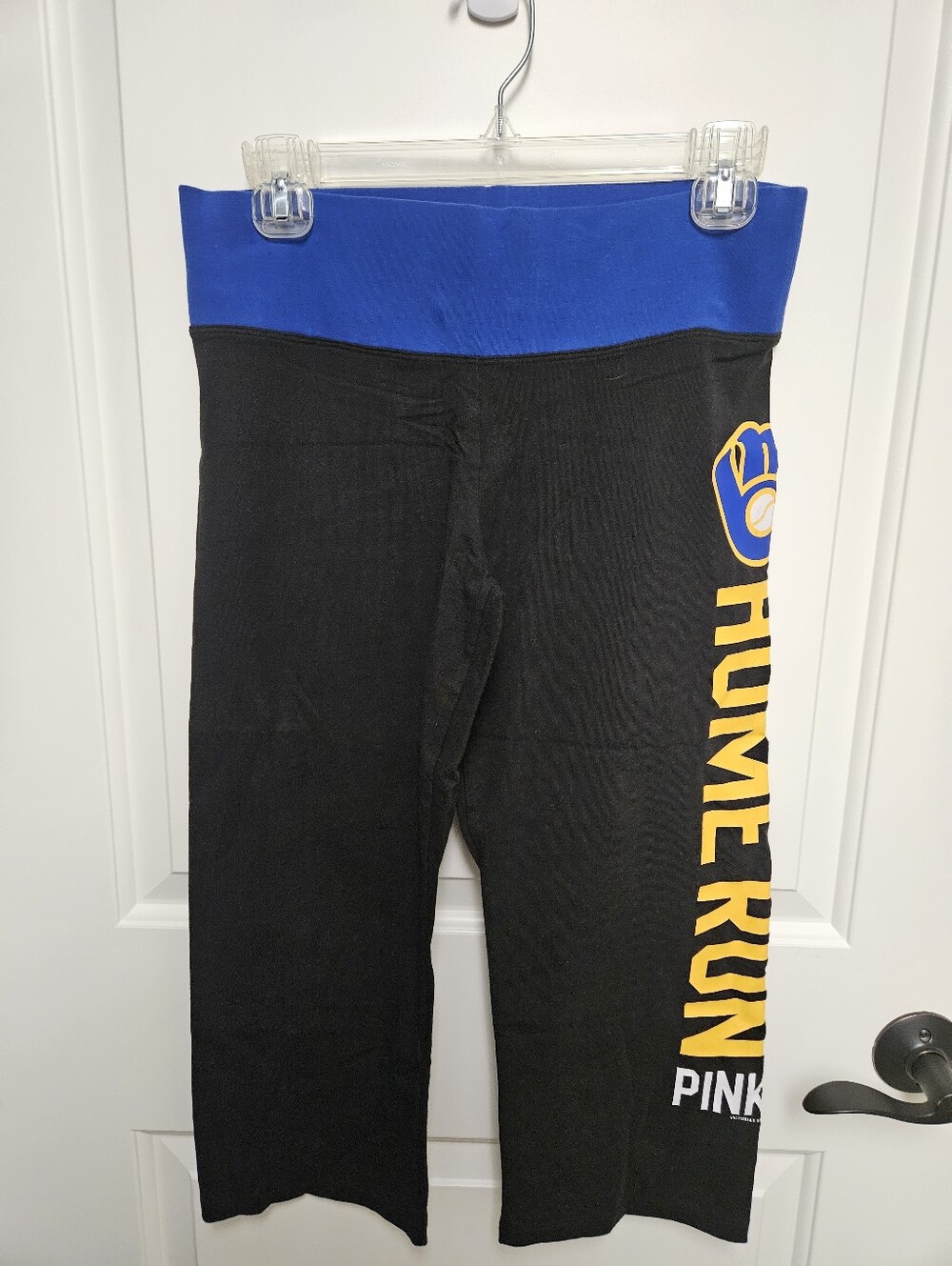PINK Victoria's Secret Brewer Capri Pants